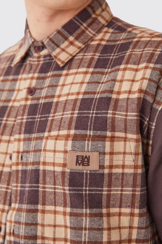 Gespleißtes karietes Oversize Twill-Overshirt