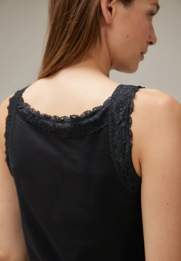 Street One Top mit Spitzendetail