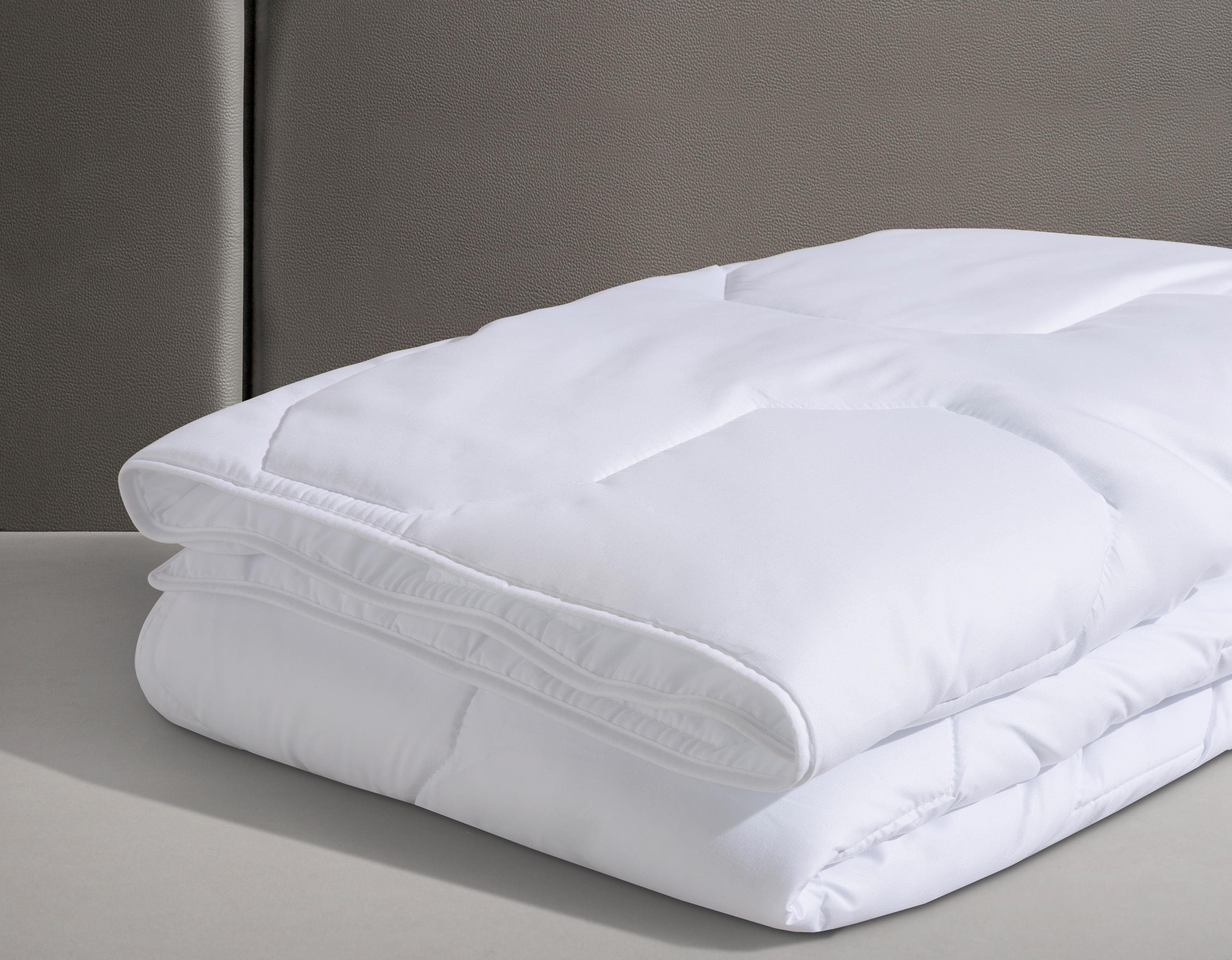 Microfaserbettdecke, 2 für 1, Bettdecke in 135x200, cm und weiteren Größen erhältlich, Beco, Füllung: Polyester, Bezug: Polyester, Bettdecke inklusive 1 Gratis-Leichtdecke.