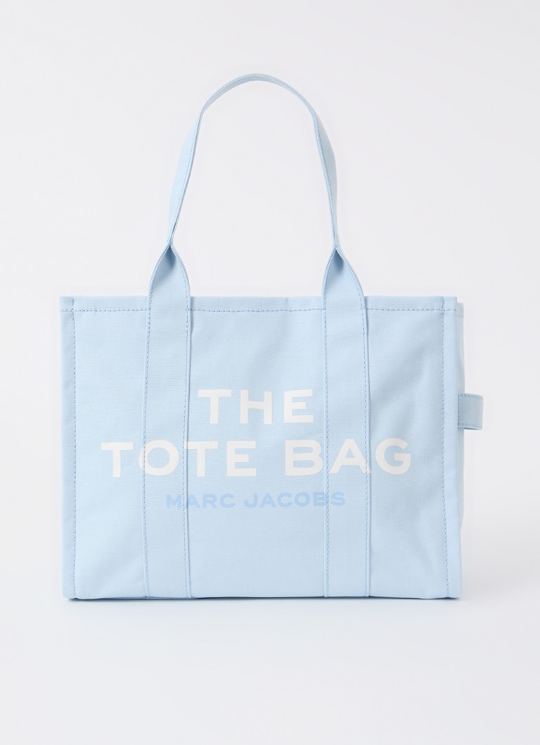 Geantă mare Marc Jacobs din pânză cu logo imprimat.