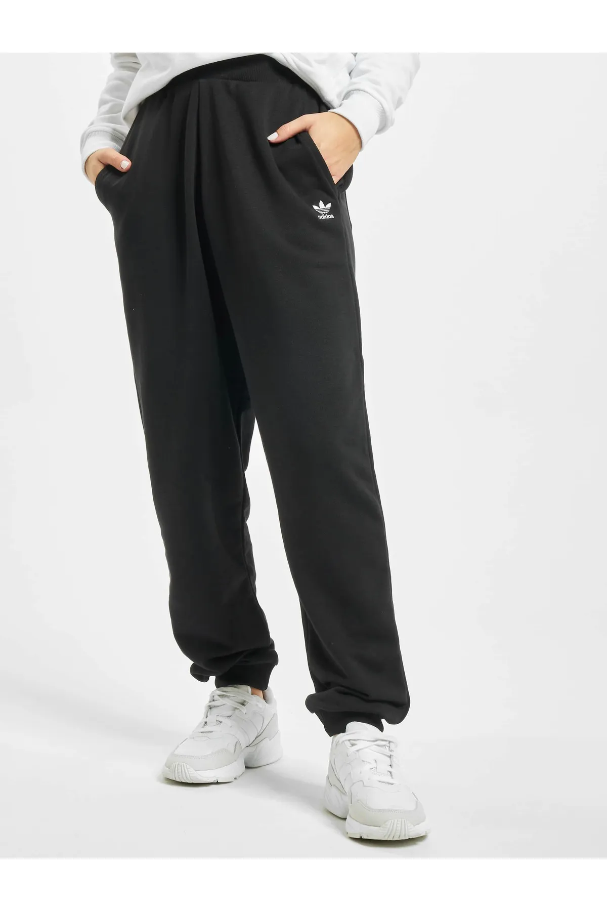 adidas  Jogginghose - Schwarz - Straight