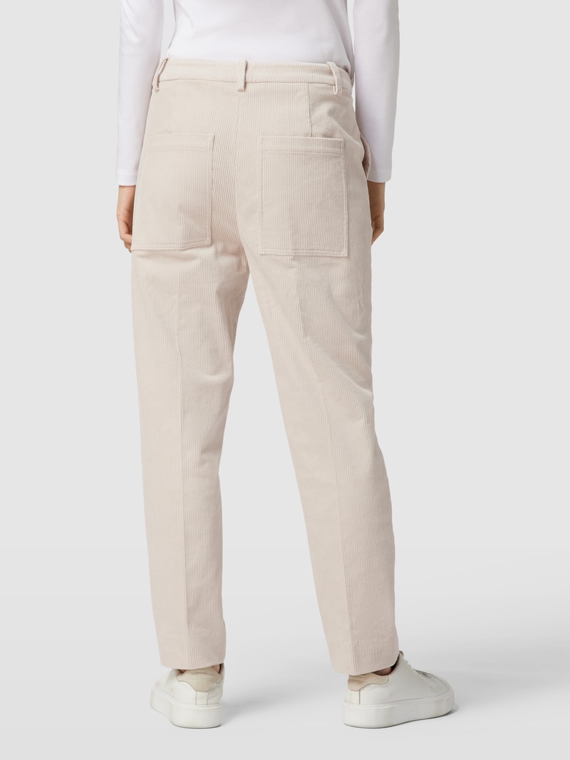 Cordhose mit Bügelfalten in ecru