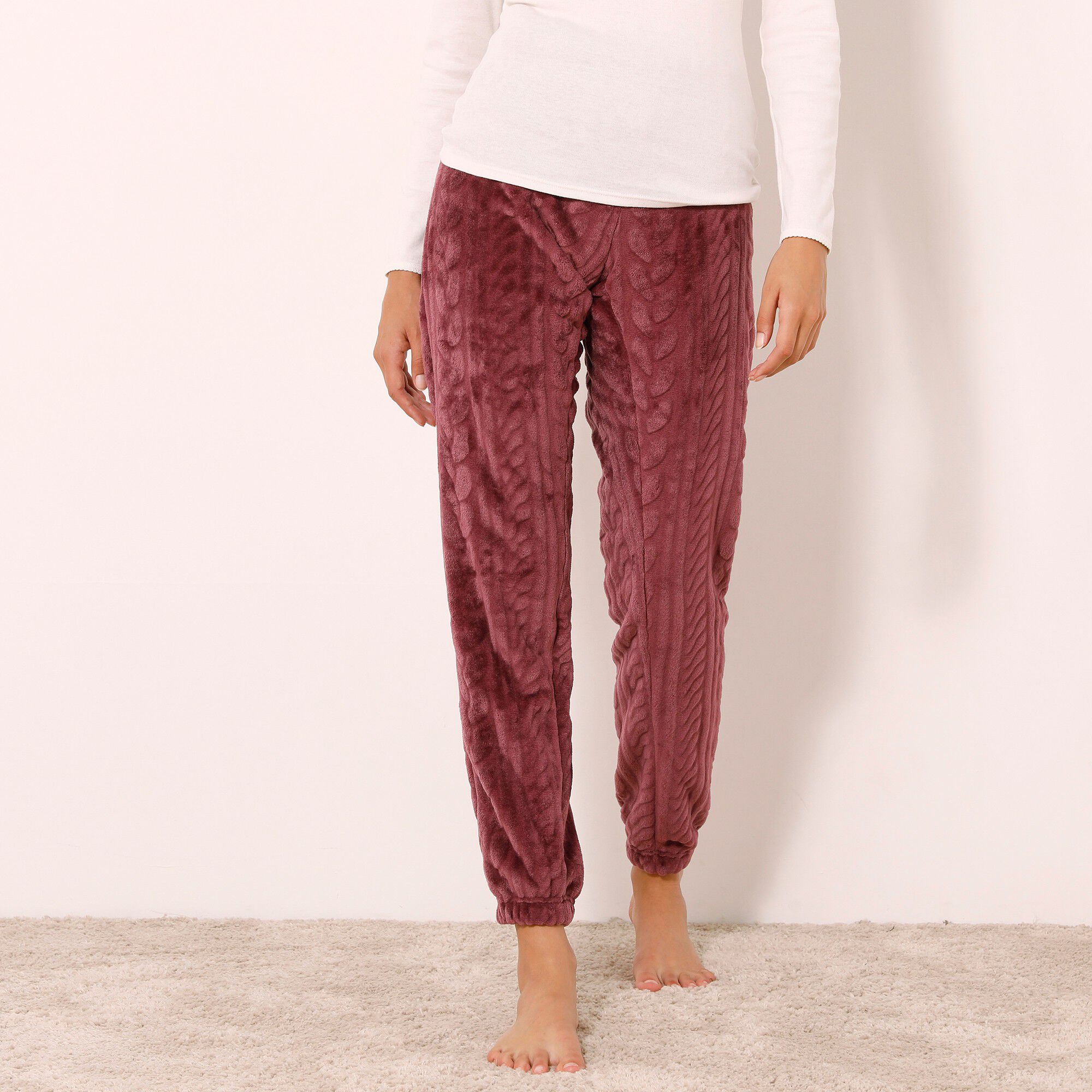 Pantalon maille polaire torsades texturée, toucher peluche