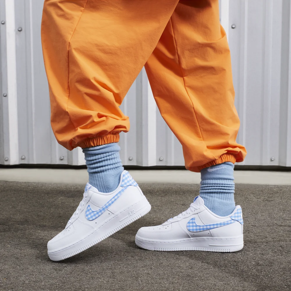 Nike Air Force 1 Low WMNS 07 DZ2784-100 / weiss