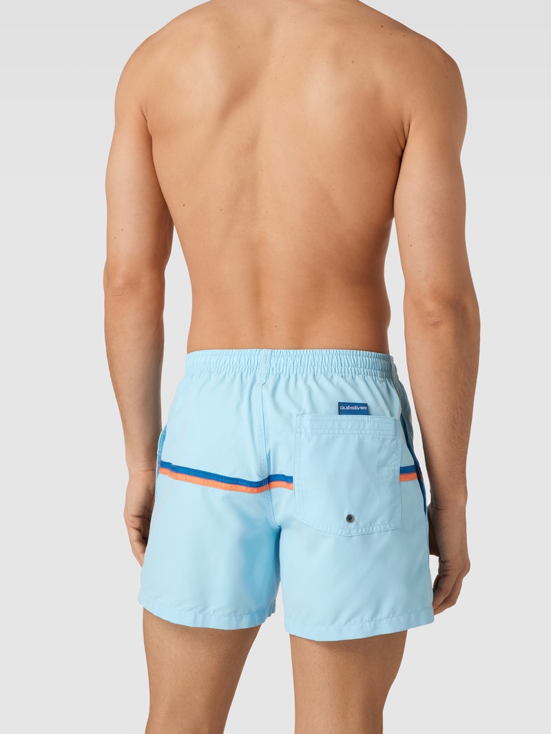 Badehose mit Kontraststreifen Modell 'BETWEEN WAVES VOLLEY' in hellblau