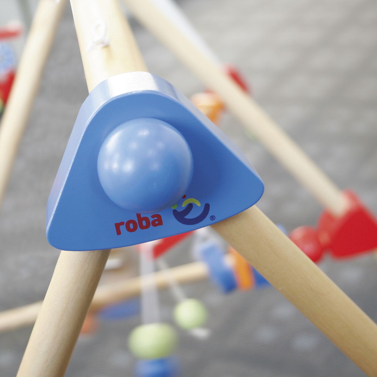 Roba Spieltrapez, Spiel-und Greiftrainer, mehrfarbig, H x B x T: 42,5 x 61 x 44,5 cm
