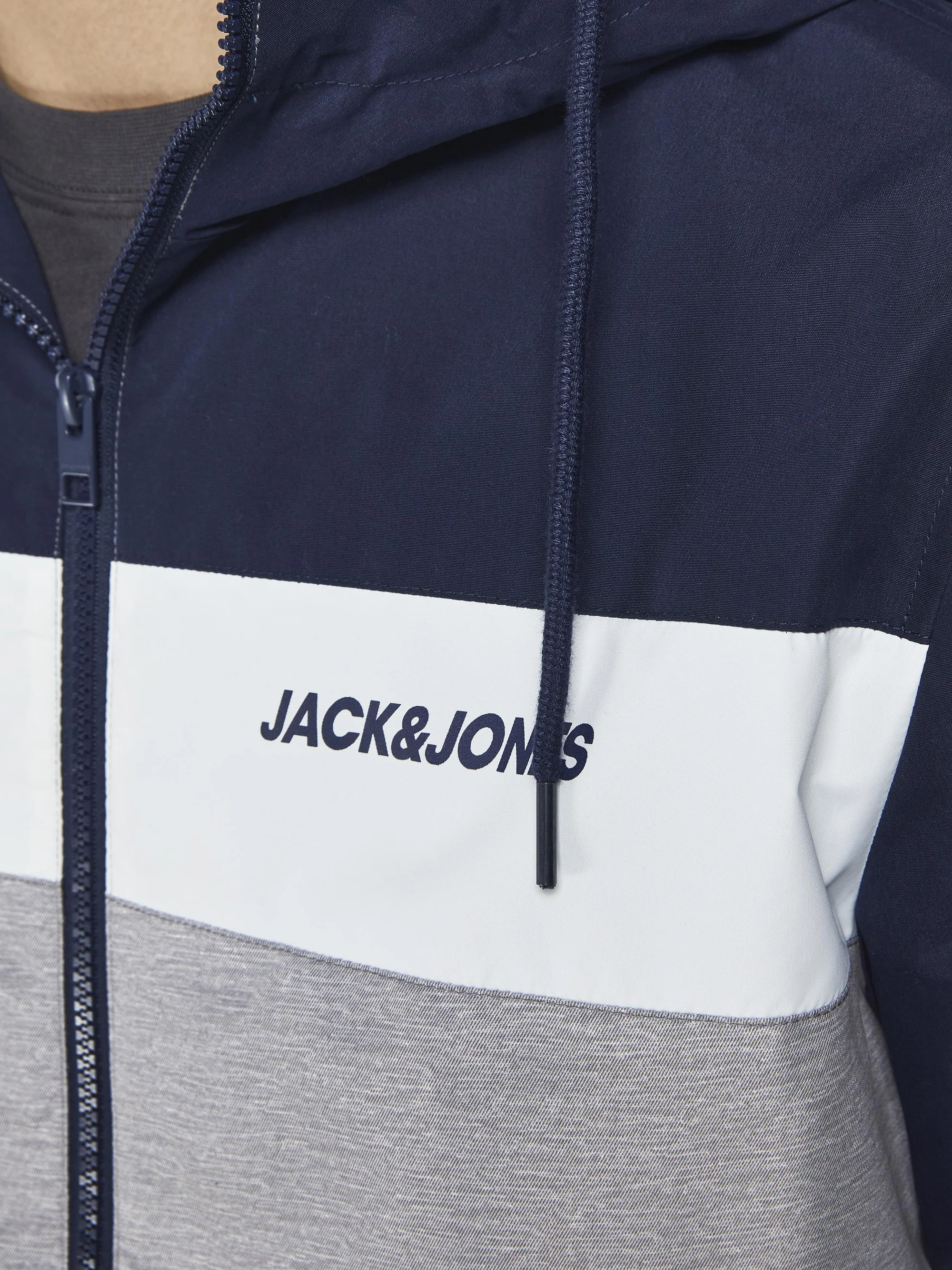 Jack & Jones JJERUSH BLOCKING HOOD - Chaqueta ligera