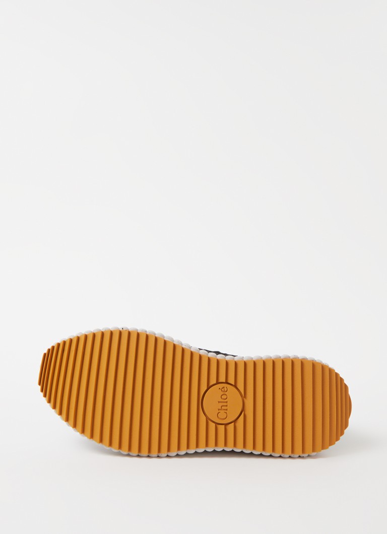 Zapatille Chloé Nama cu detalii în partea superioară a umărului și în față.