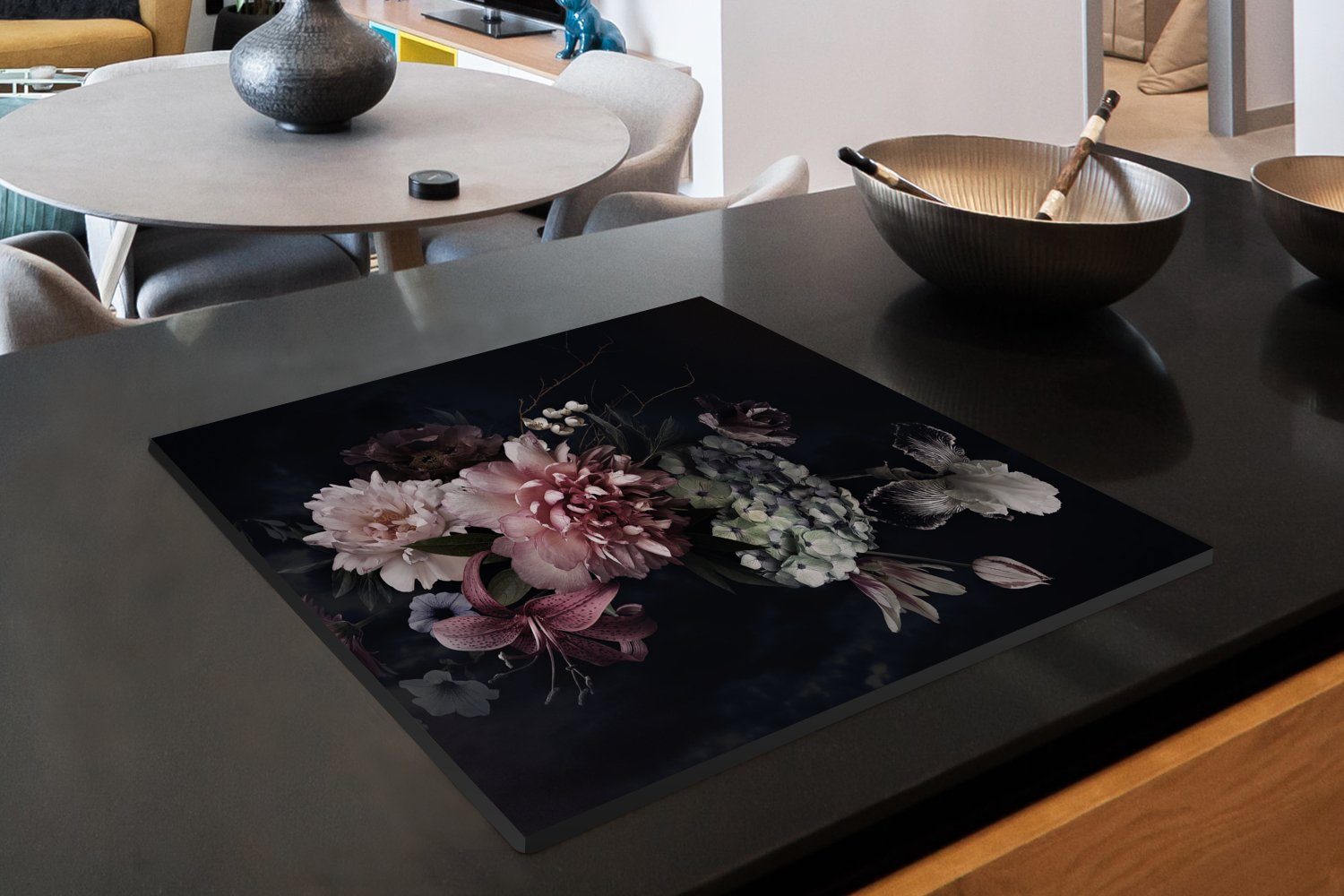MuchoWow Herdblende-/Abdeckplatte Blumen - Vintage - Pastell - Rosa - Weiß, Vinyl, (1 tlg), 60x52 cm, Mobile Arbeitsfläche nutzbar, Ceranfeldabdeckung