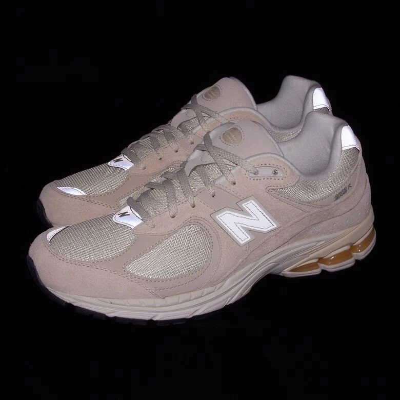 New Balance M2002RCC calm taupe