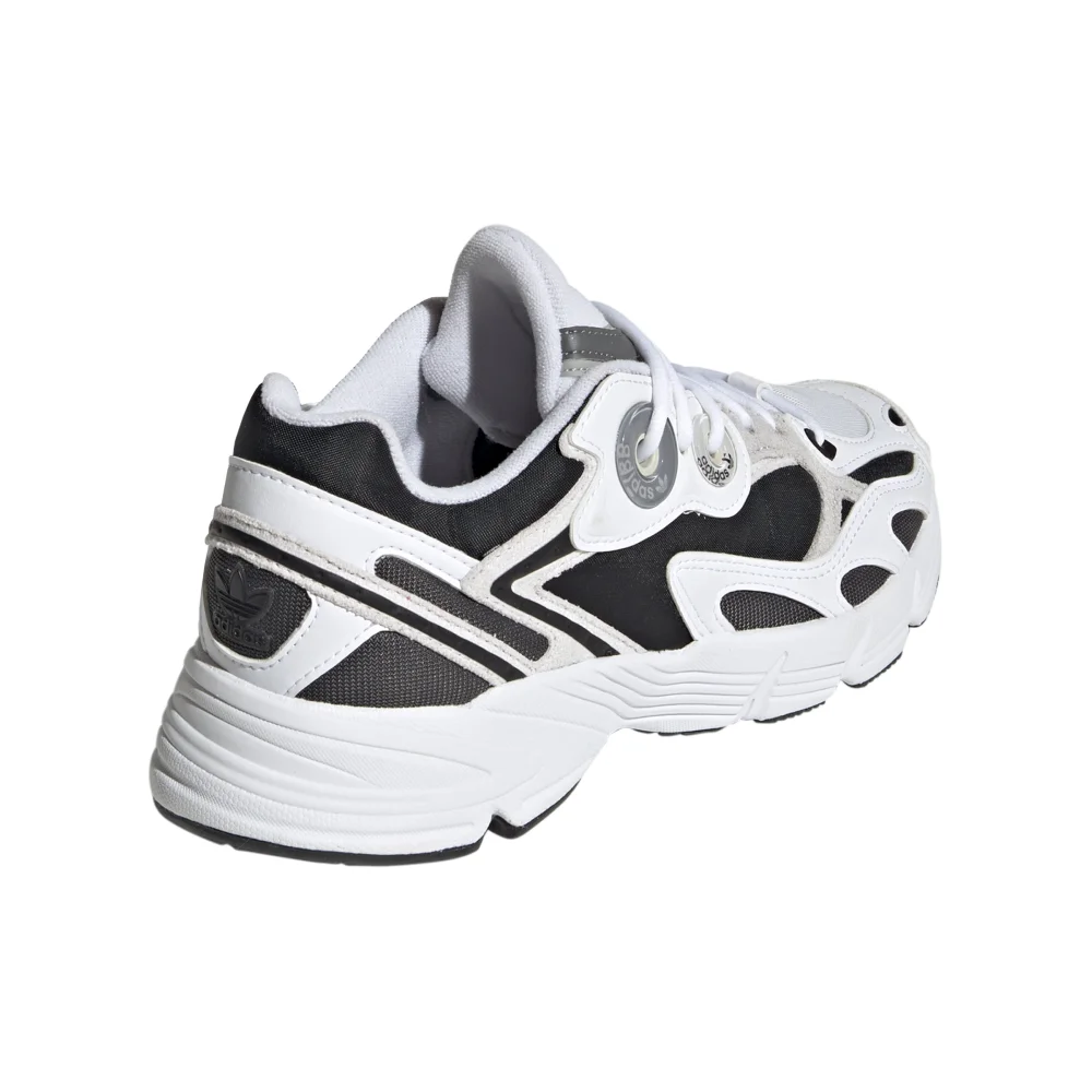 adidas Astir W ID1714 / weiss