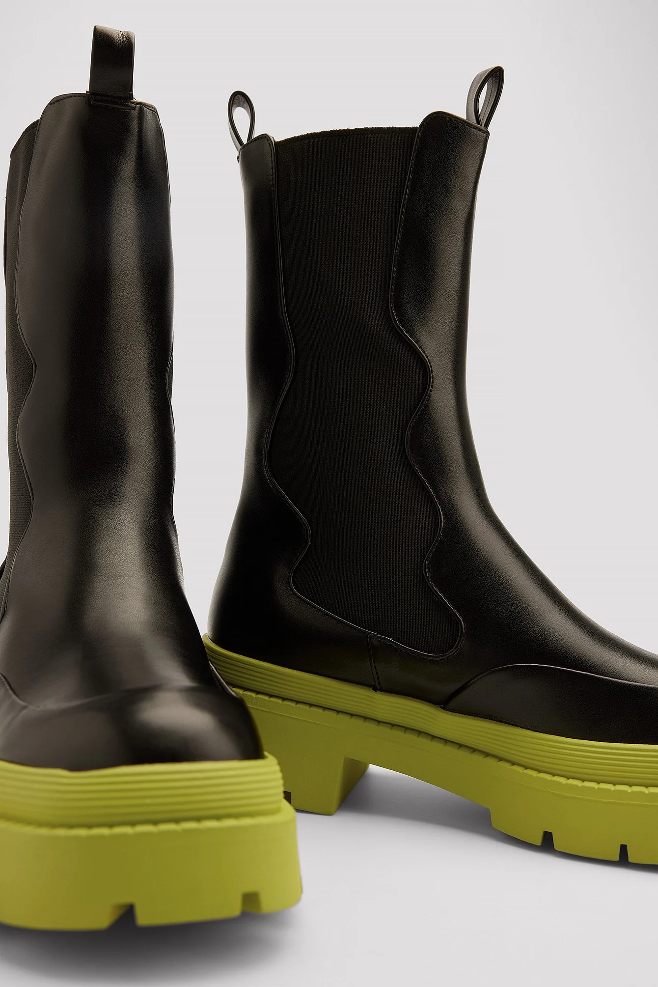 Wellige Stiefel