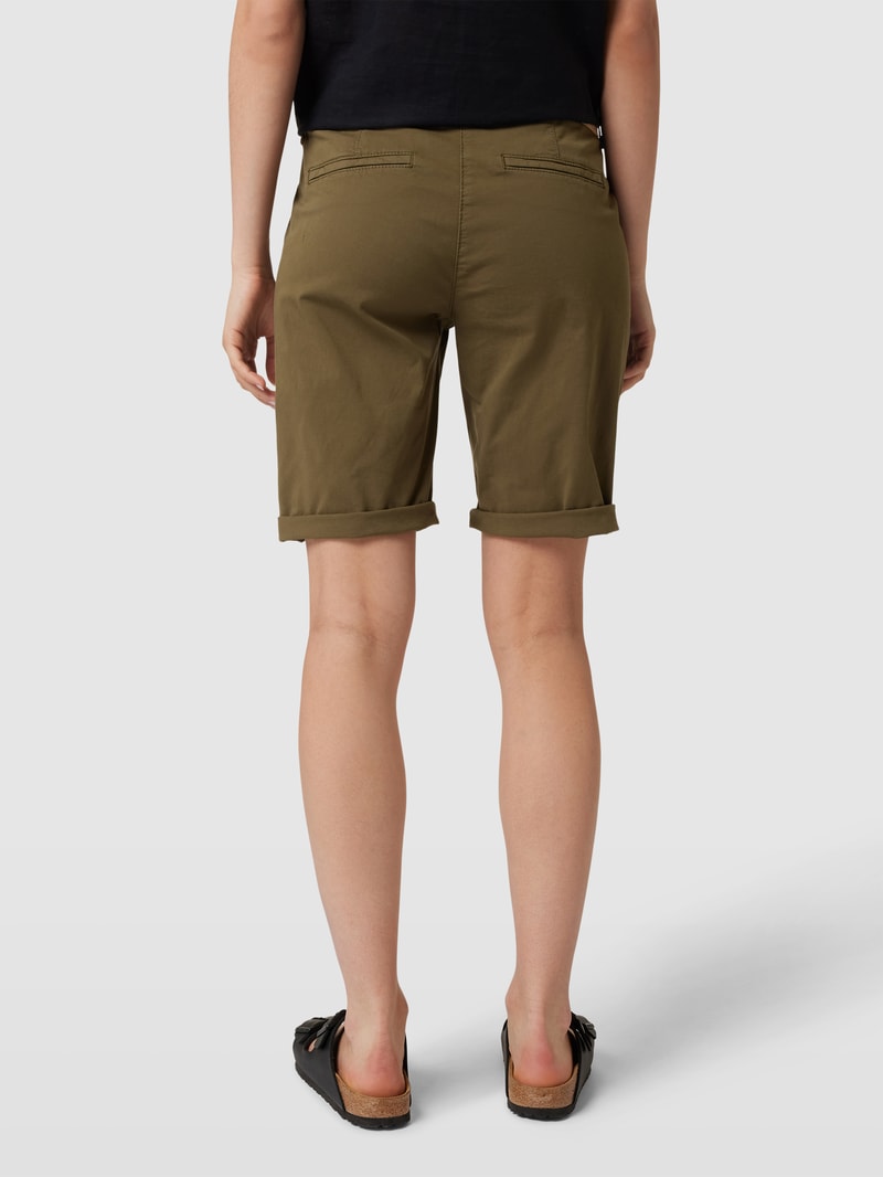 Chino-Shorts mit Allover-Print in khaki