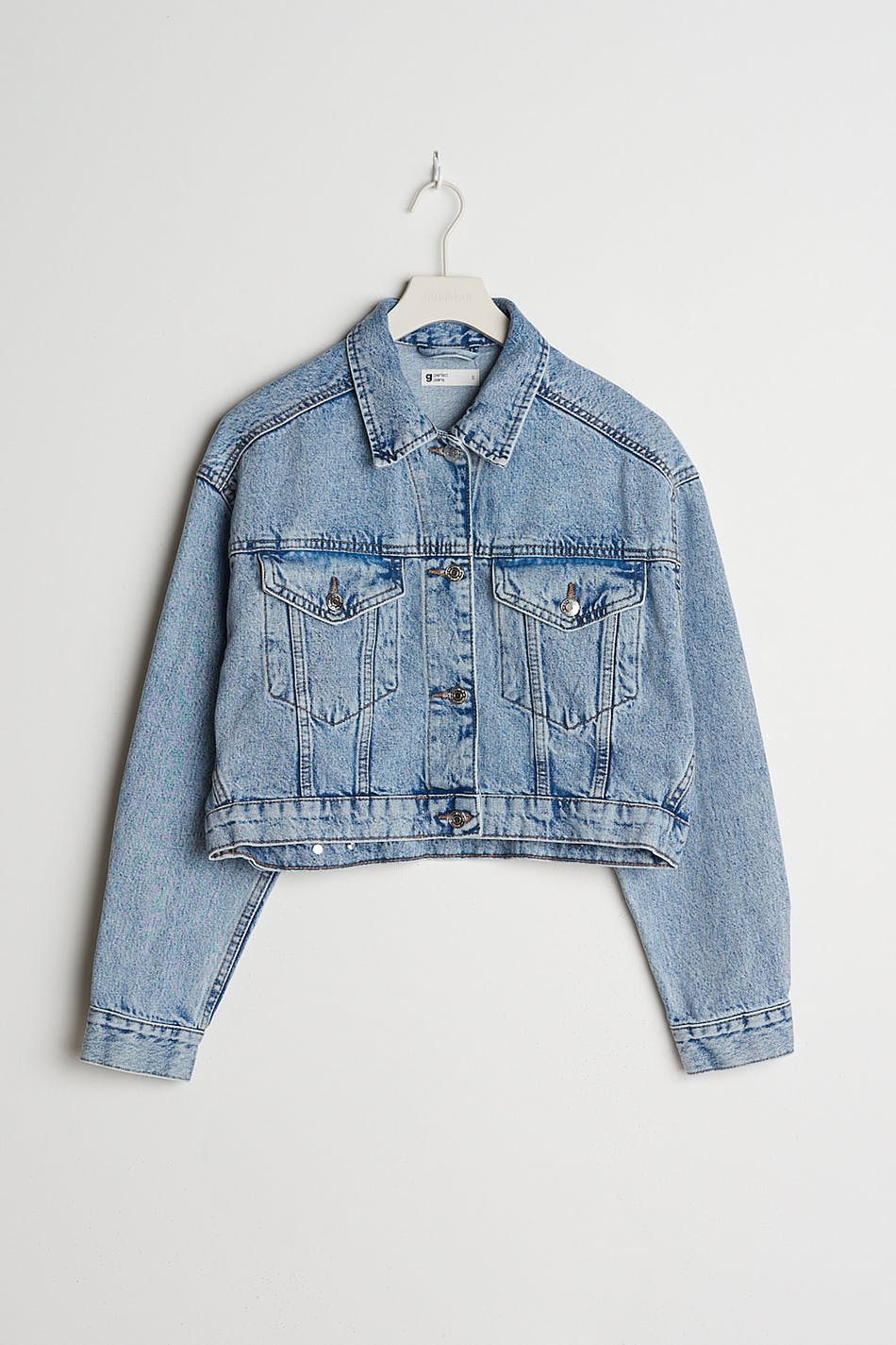 Cropped denim jacket