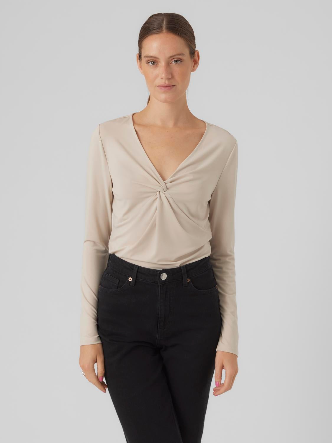 VMHEVI Top
