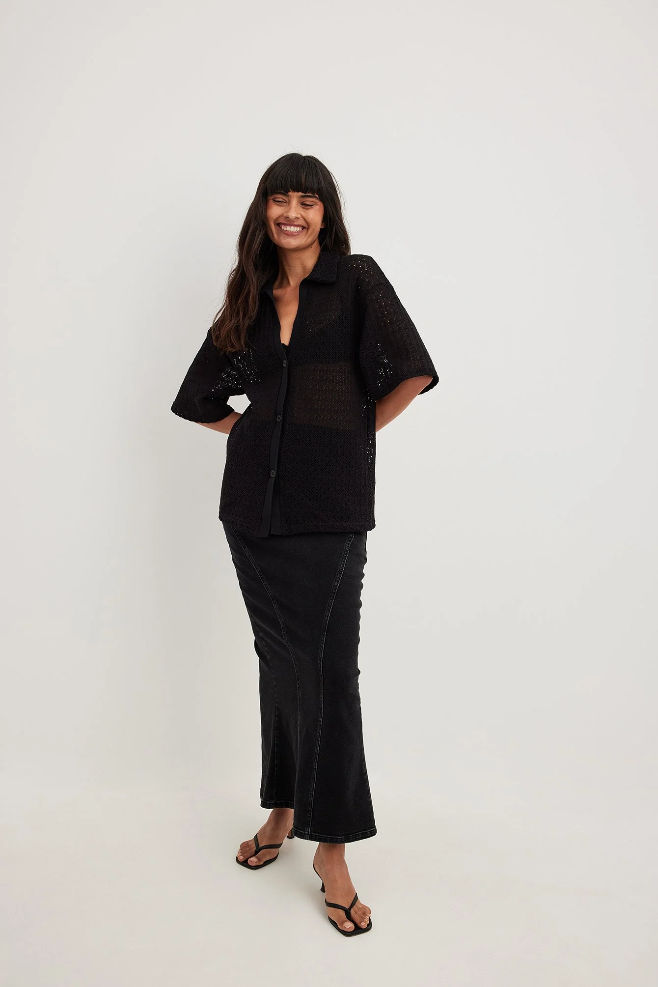 Oversize-Shirt mit Häkelkragen