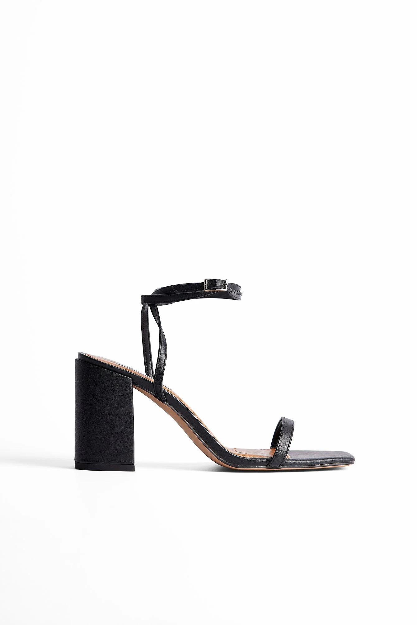 Sandalen mit Knöchelriemen und Blockabsatz