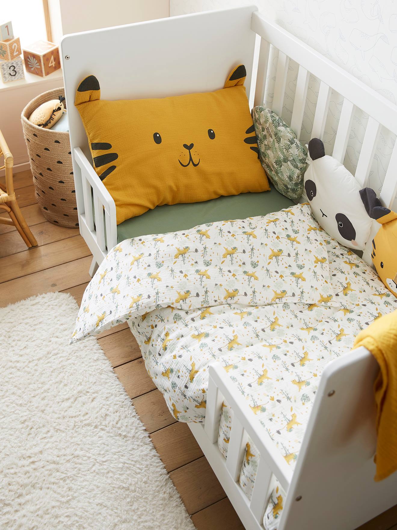 Taie d'oreille bébé en gaze de coton Tigre HANOÏ jaune moyen uni avec decor
