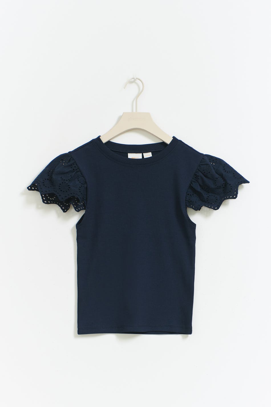 Y frill rib top