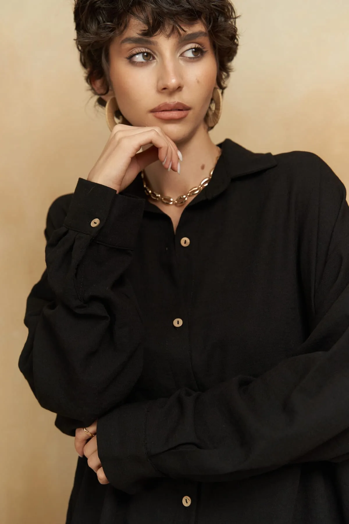 BOHEMAİ  Pedasa – Schwarzes Hemd- und Hosen-Set