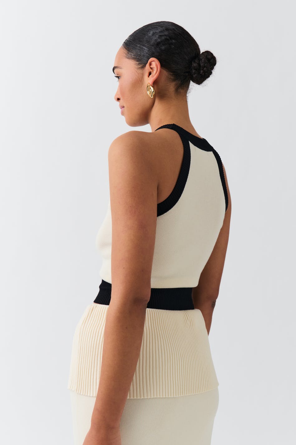 Knitted contrast tank