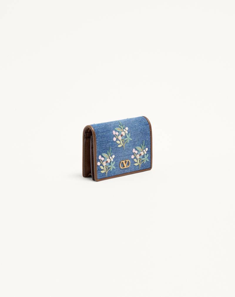 Carteira Valentino Garavani VLogo Signature em jeans com bordado floral
