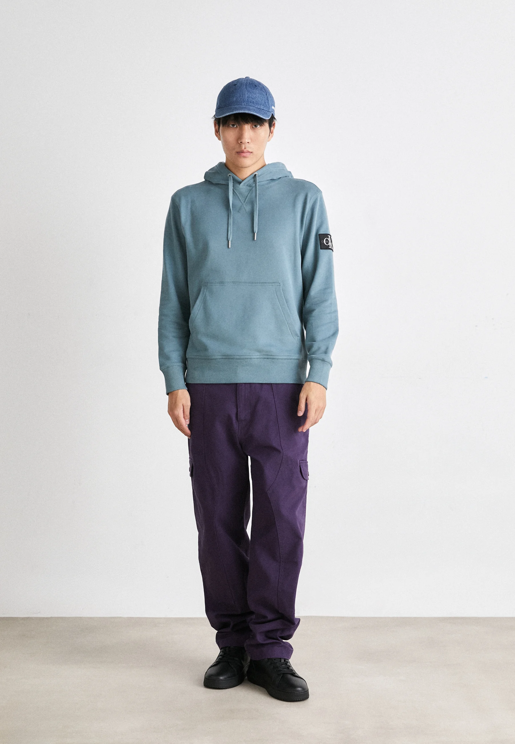 Sudadera con capucha y logo de Calvin Klein Jeans