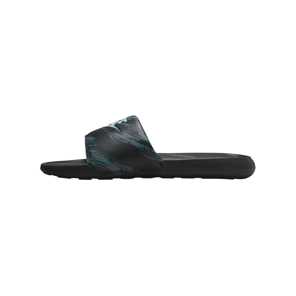Nike Victori One CN9678-009 / schwarz