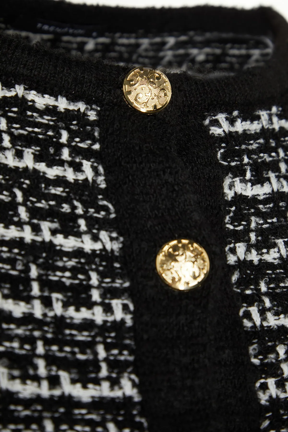 Trendyol Collection  Schwarzes Strickoberteil und -unterteil-Set mit Rundhalsausschnitt TWOAW24AU00001