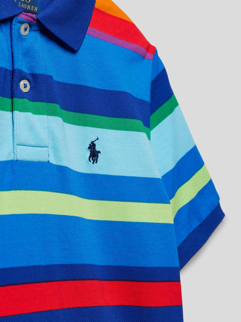 Poloshirt aus Baumwolle mit Streifenmuster in hellblau