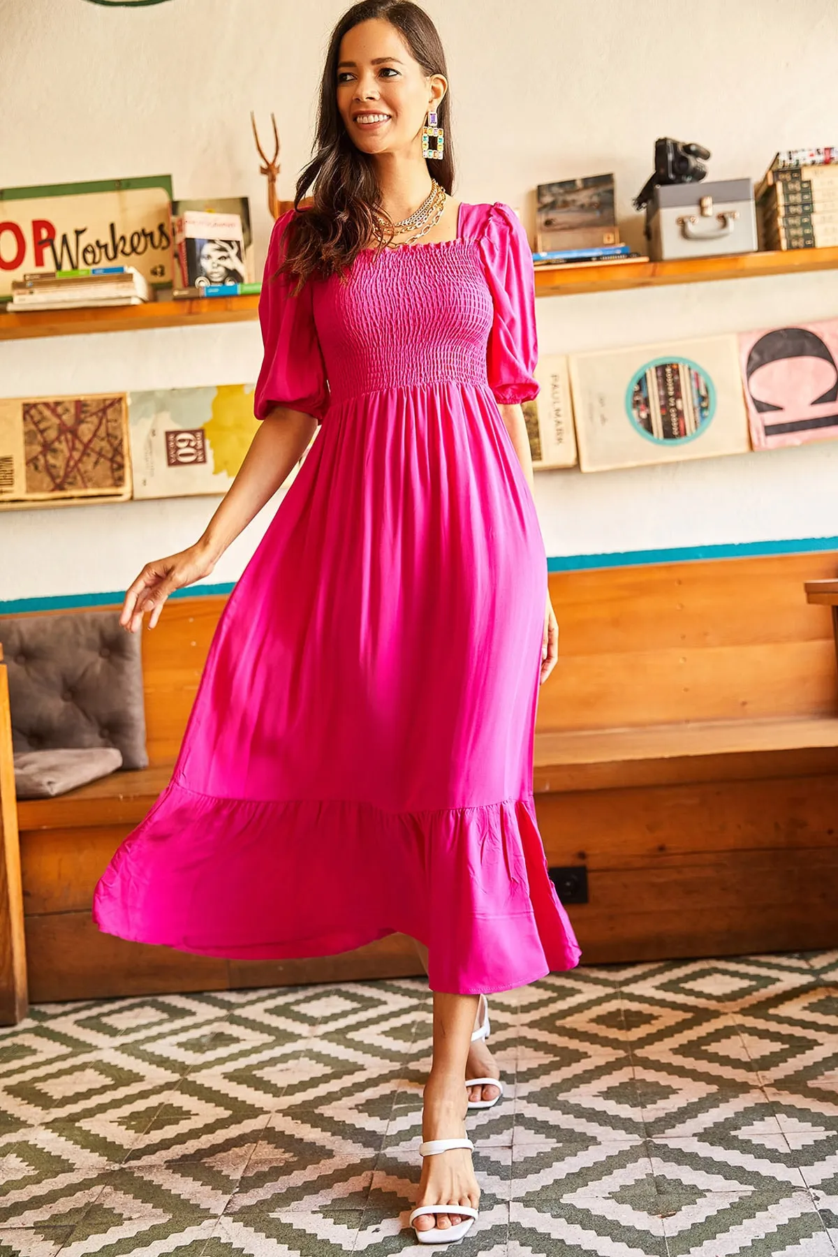Olalook  Fuchsiafarbenes Bodrum-Kleid mit Gimped-Quadratkragen für Damen ELB-19001557