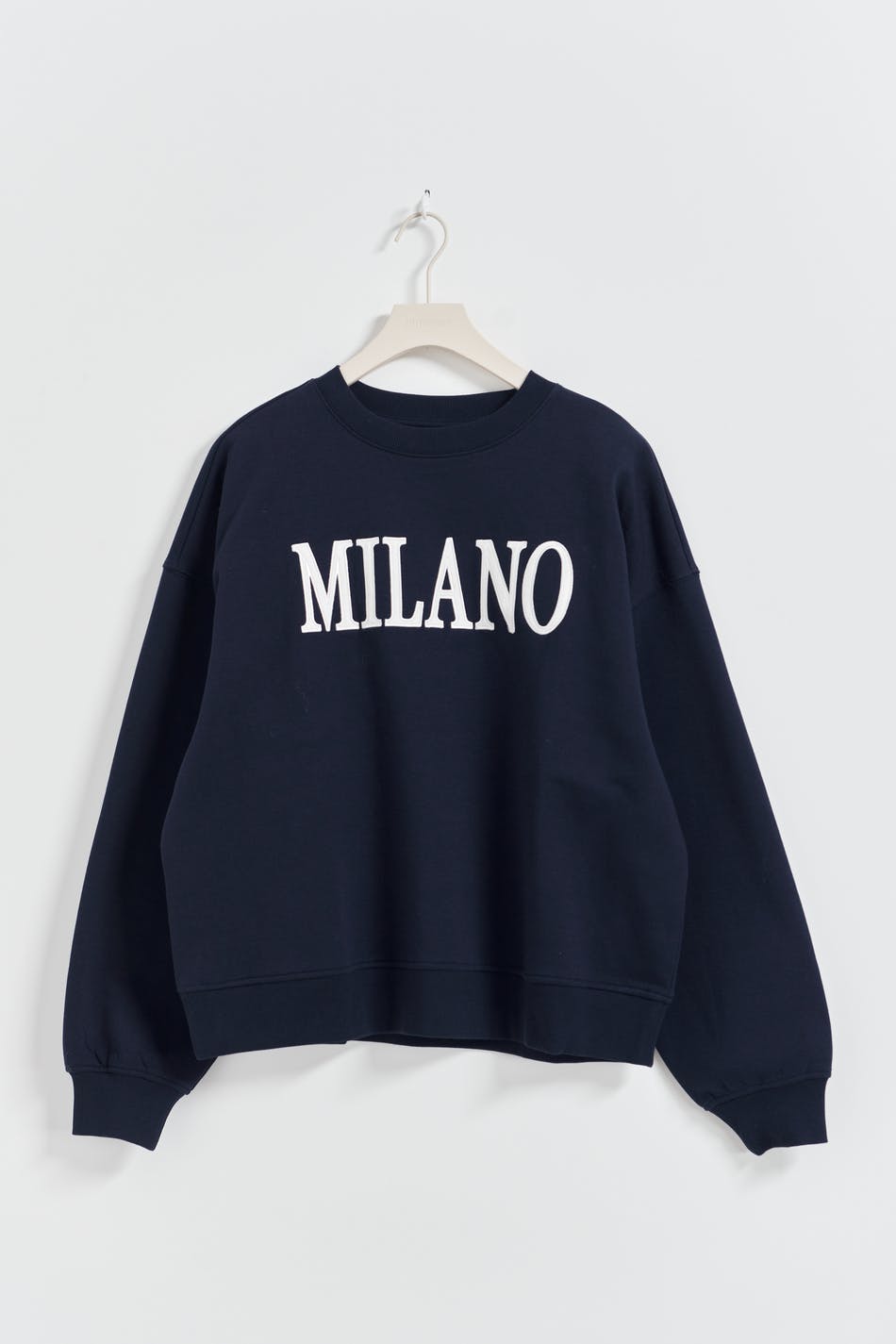 Embroidery sweater