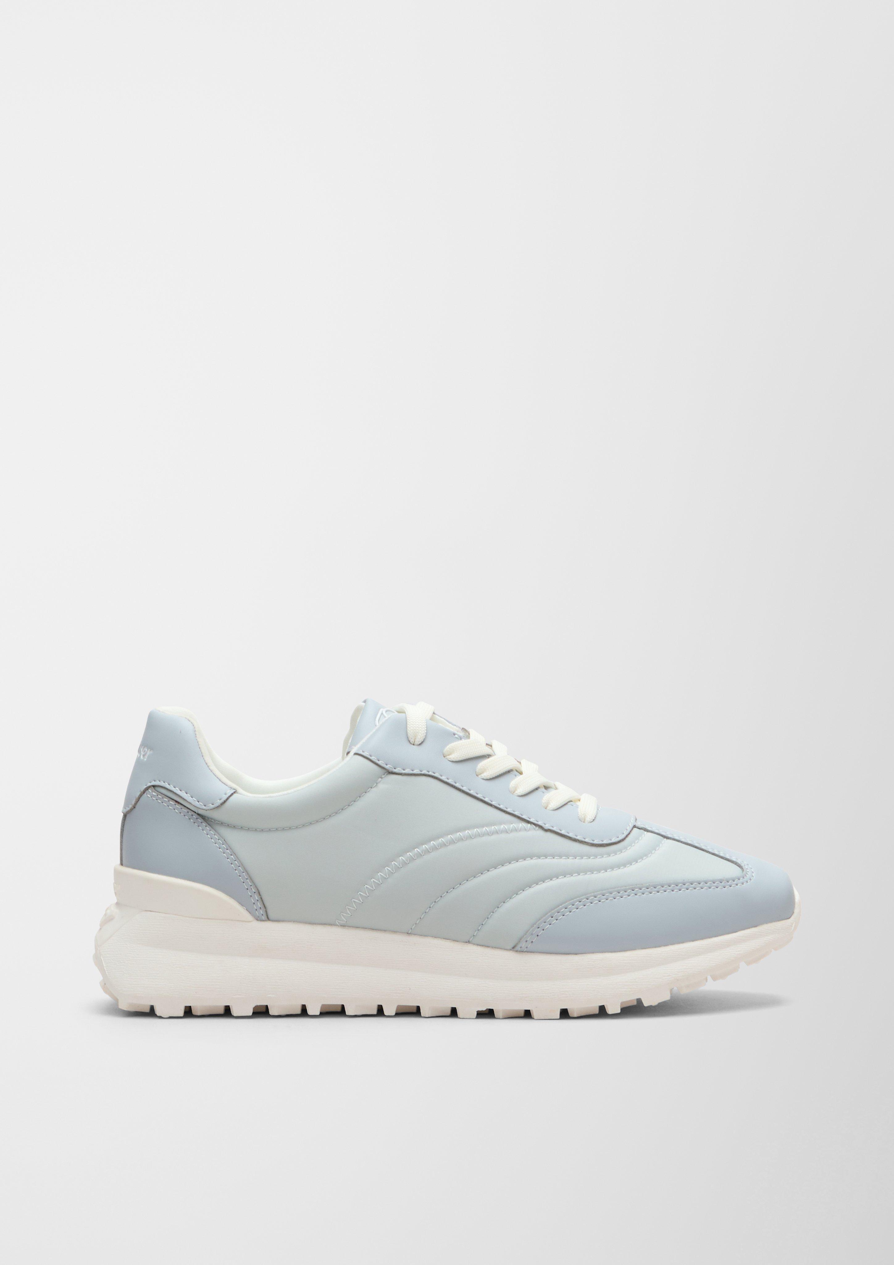 Sneaker im sportlichen Look  6007341-810