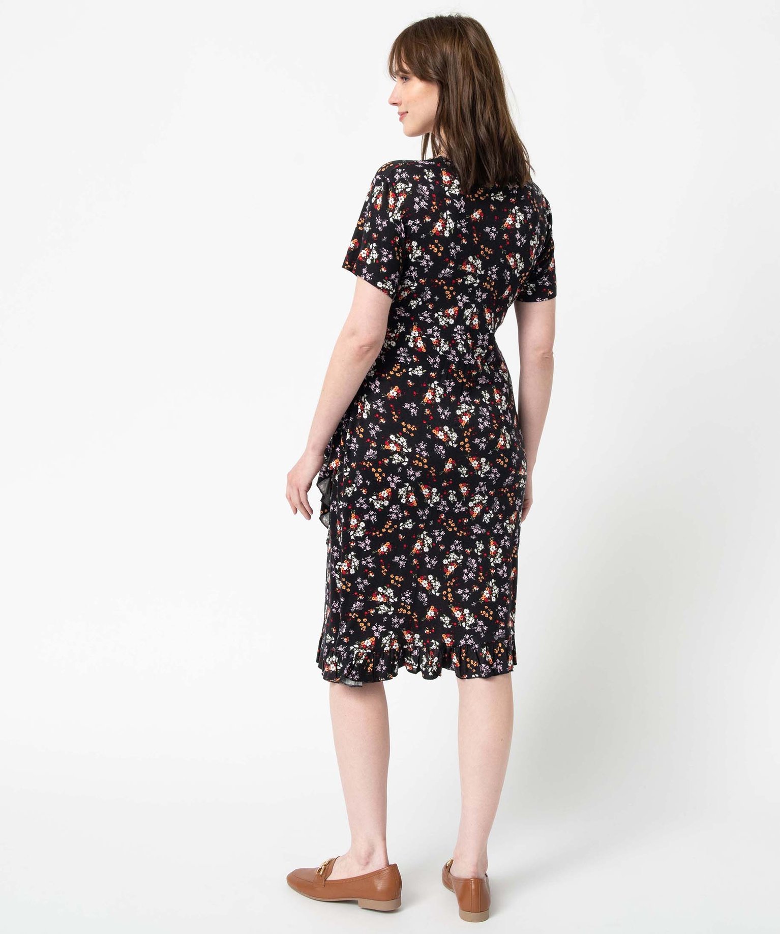 Robe de grossesse coupe portefeuille avec volant dans le bas noir | GEMO