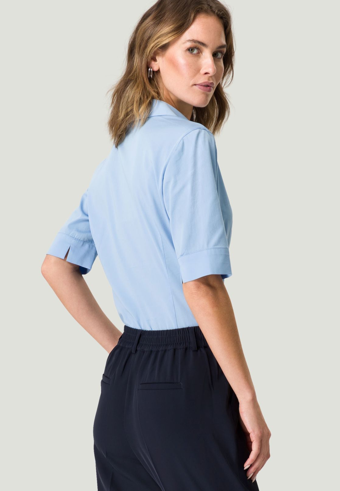 Hemdbluse halbarm mit Stretch