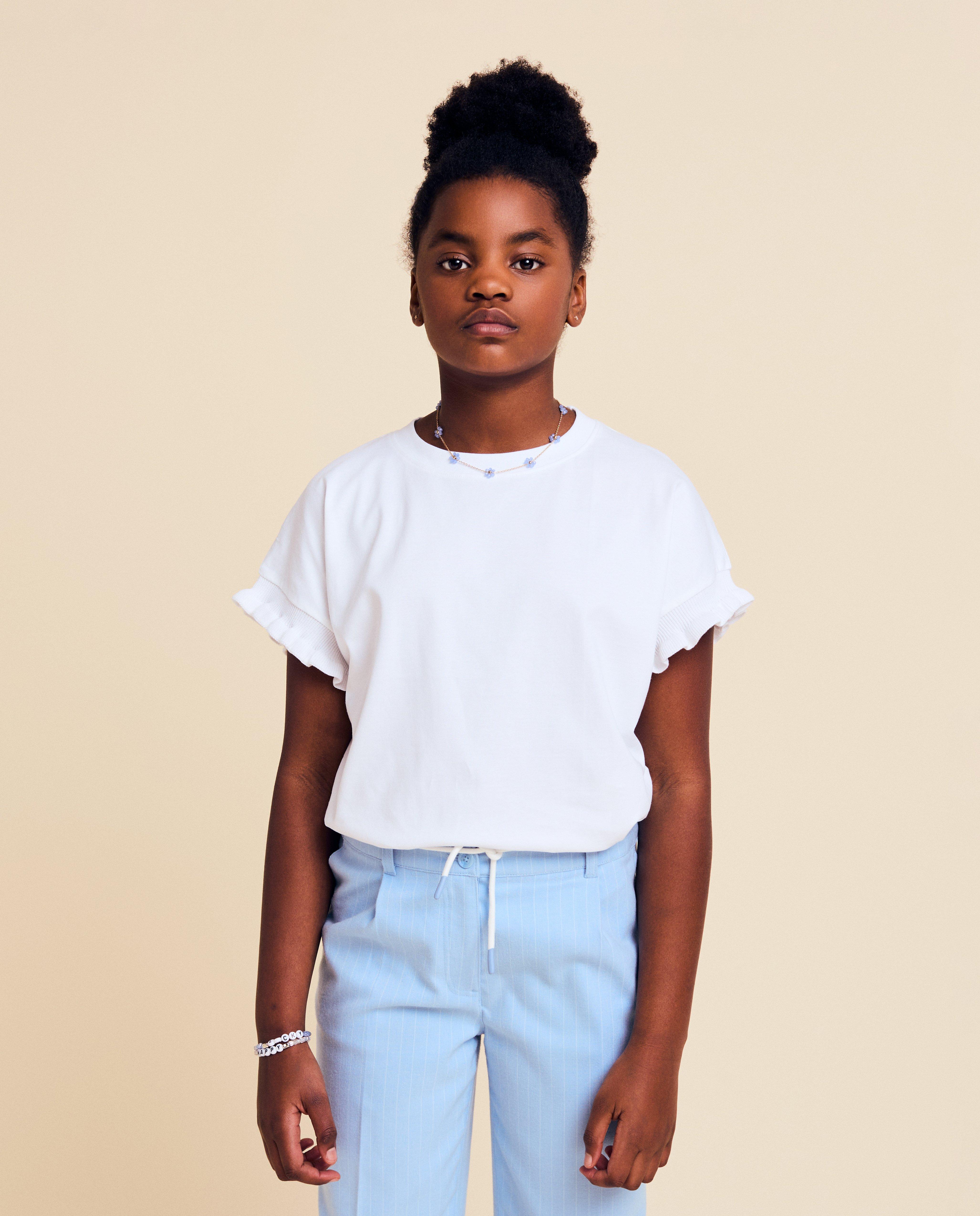 Tricou Milla Star Wit, Ocazii speciale cu