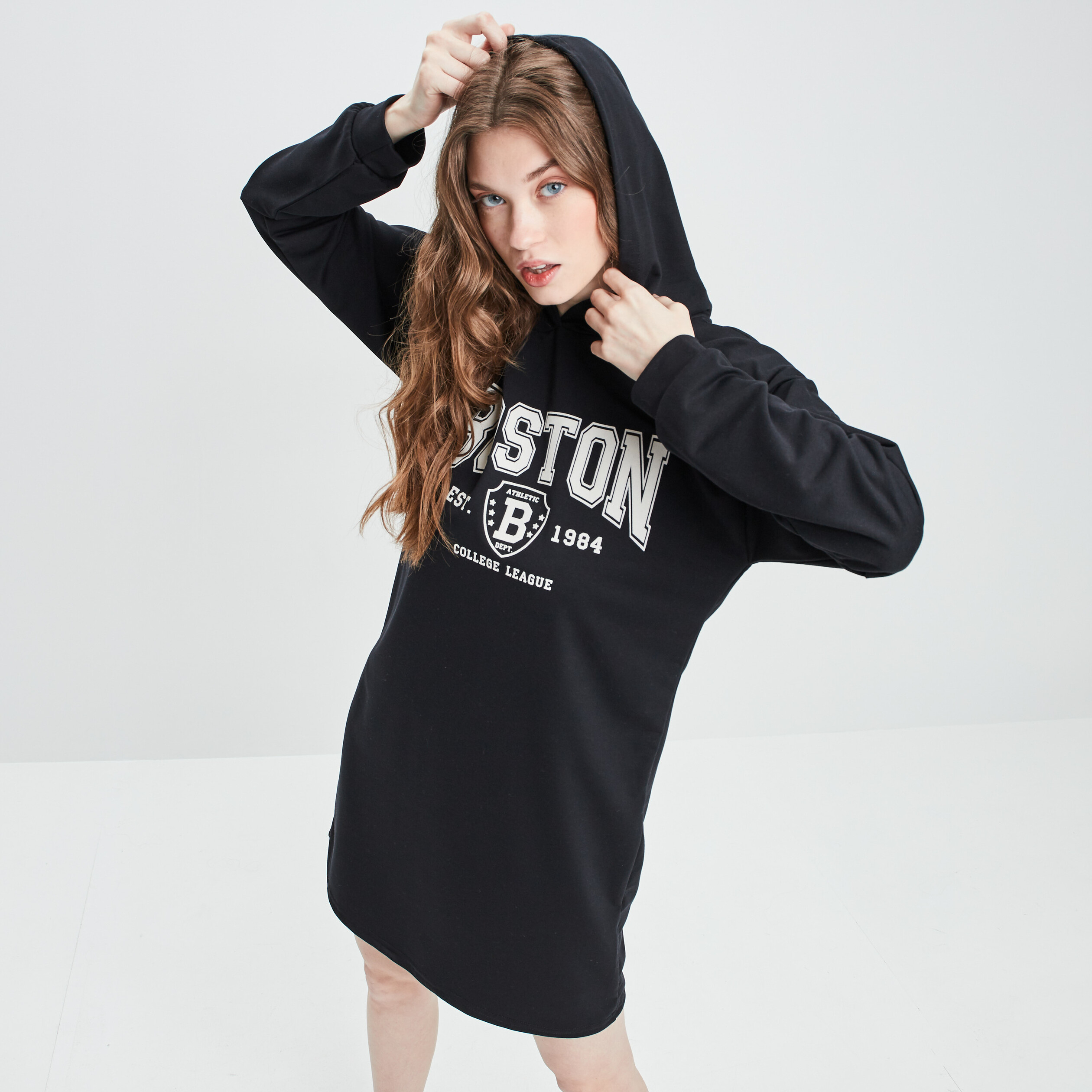 Robe sweat droite à capuche noir femme | La Halle