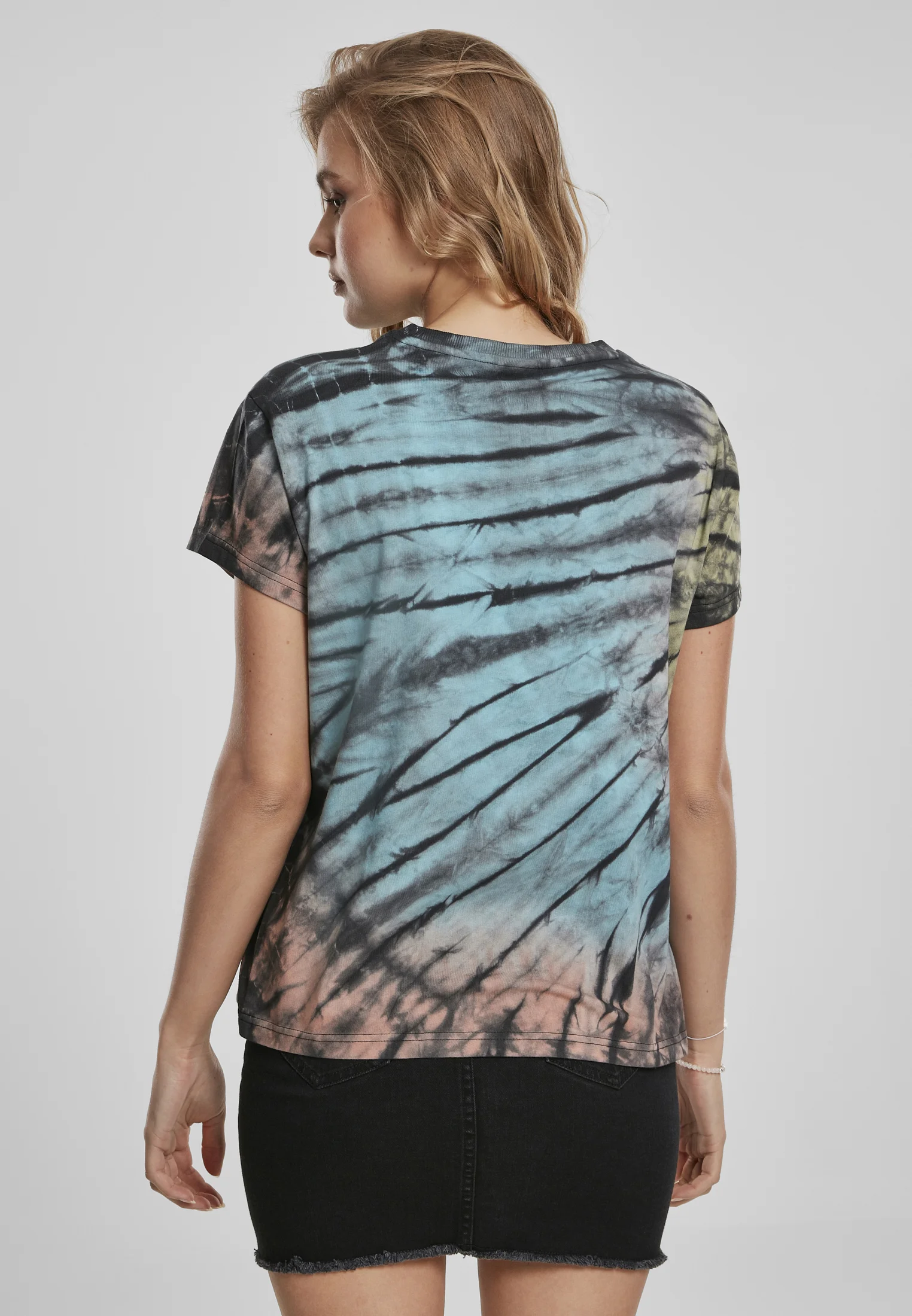 Urban Classics CAMISETA BOYFRIEND TIE DYE PARA MUJER - Camiseta con estampado