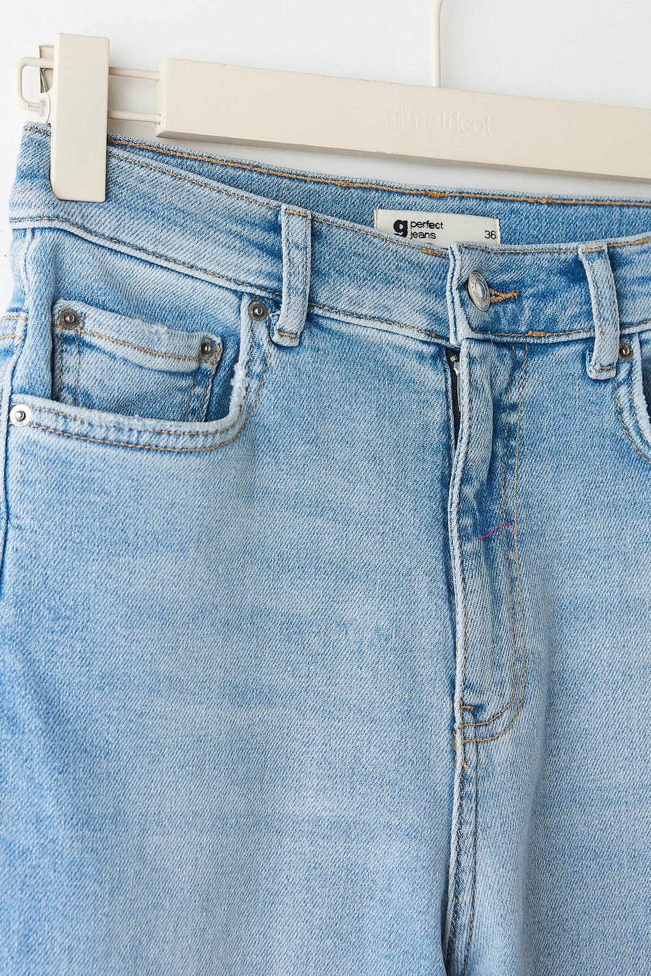 Comfy mom jeans
