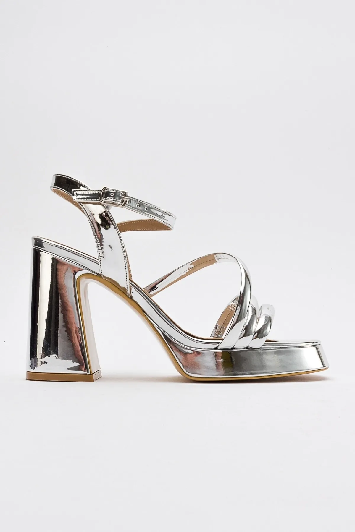 LuviShoes  Heas silberne Damenschuhe mit Absatz