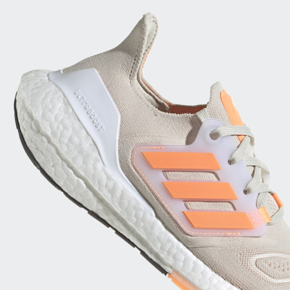 adidas Ultraboost 22 gx6666 / grau