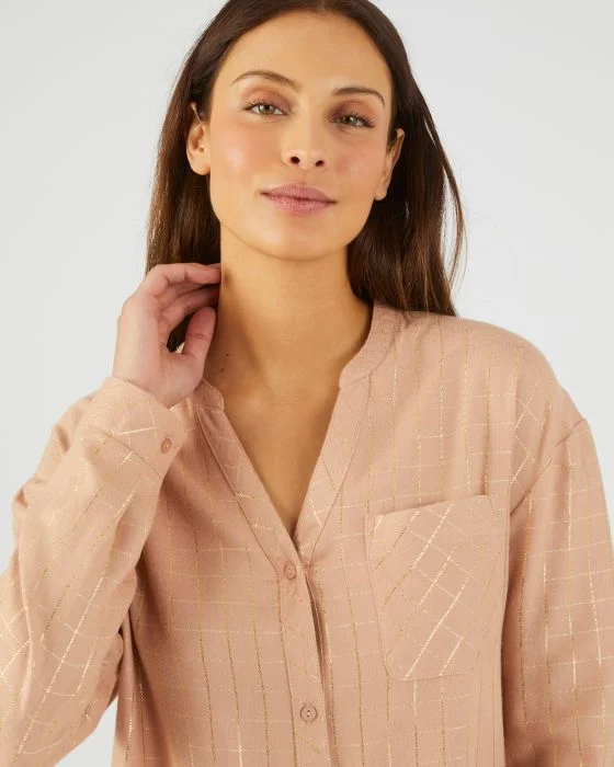 Robe détente boutonnée à carreaux fluide
