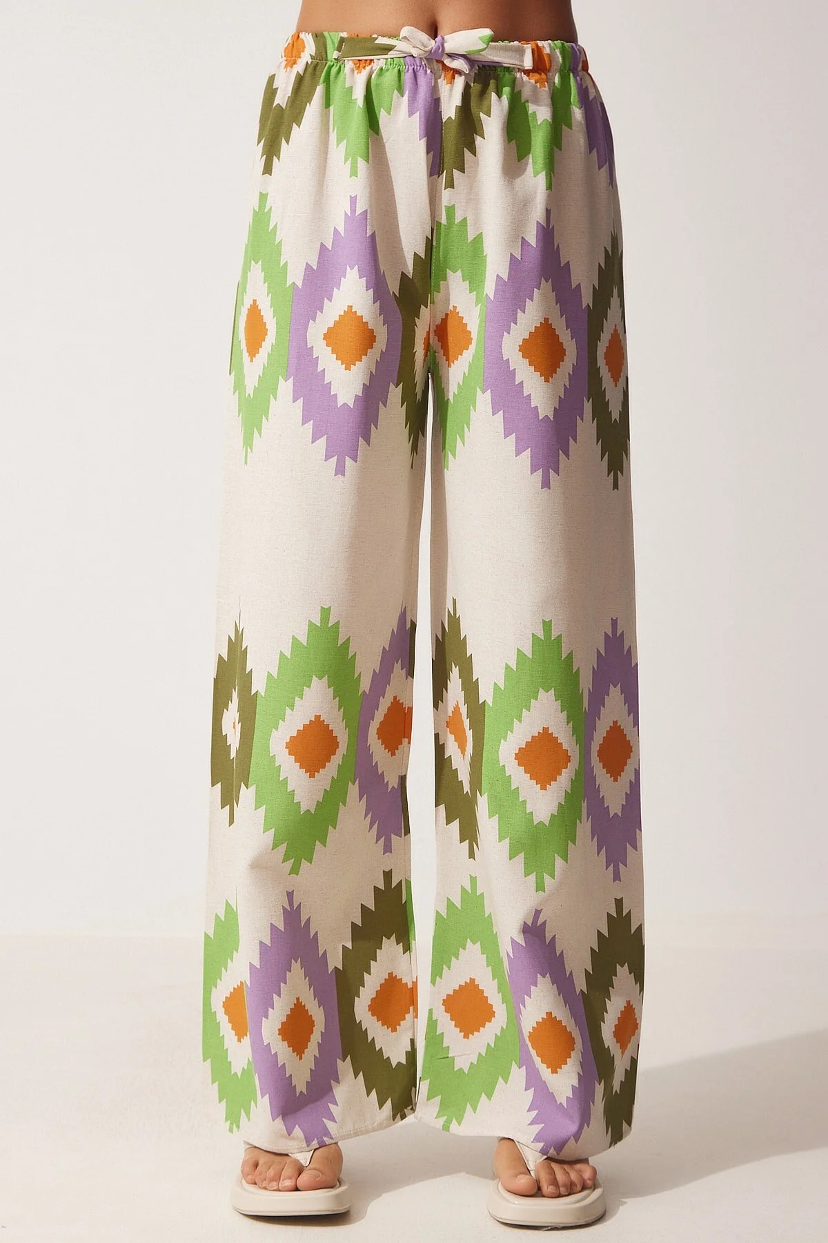 Happiness İstanbul  Grüne, cremefarbene, geblümte Leinen-Palazzo-Hose für Damen BH00385