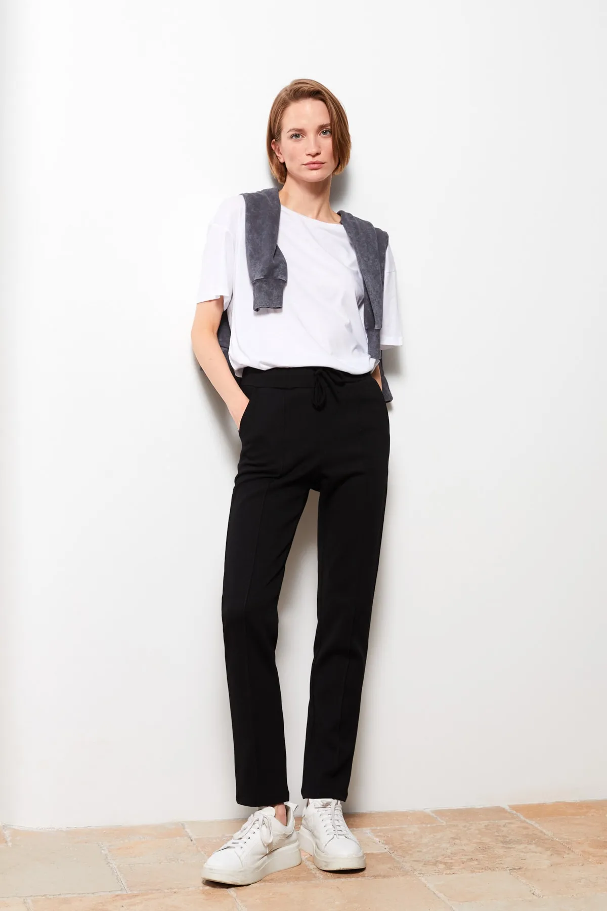 LC Waikiki  Jogginghose - Schwarz - Relaxed