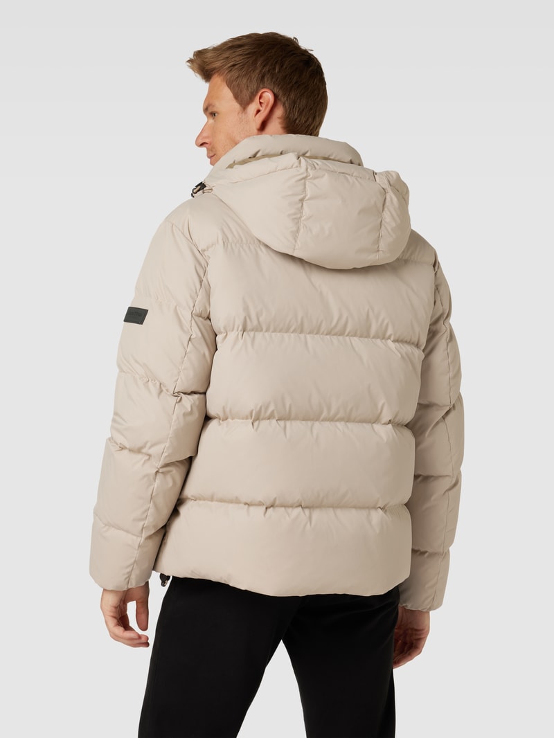 Daunenjacke mit Kapuze in sand