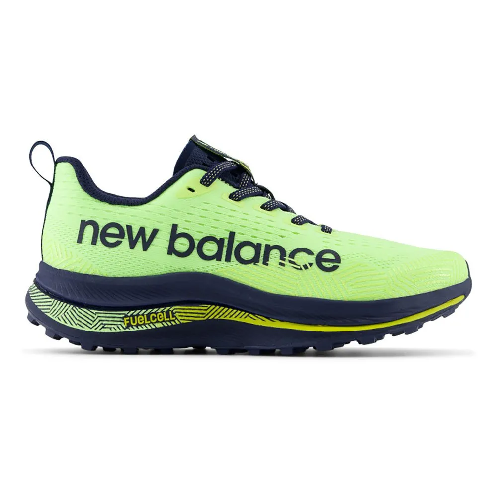 New Balance FuelCell SuperComp Trail WTTRXCCB / grün
