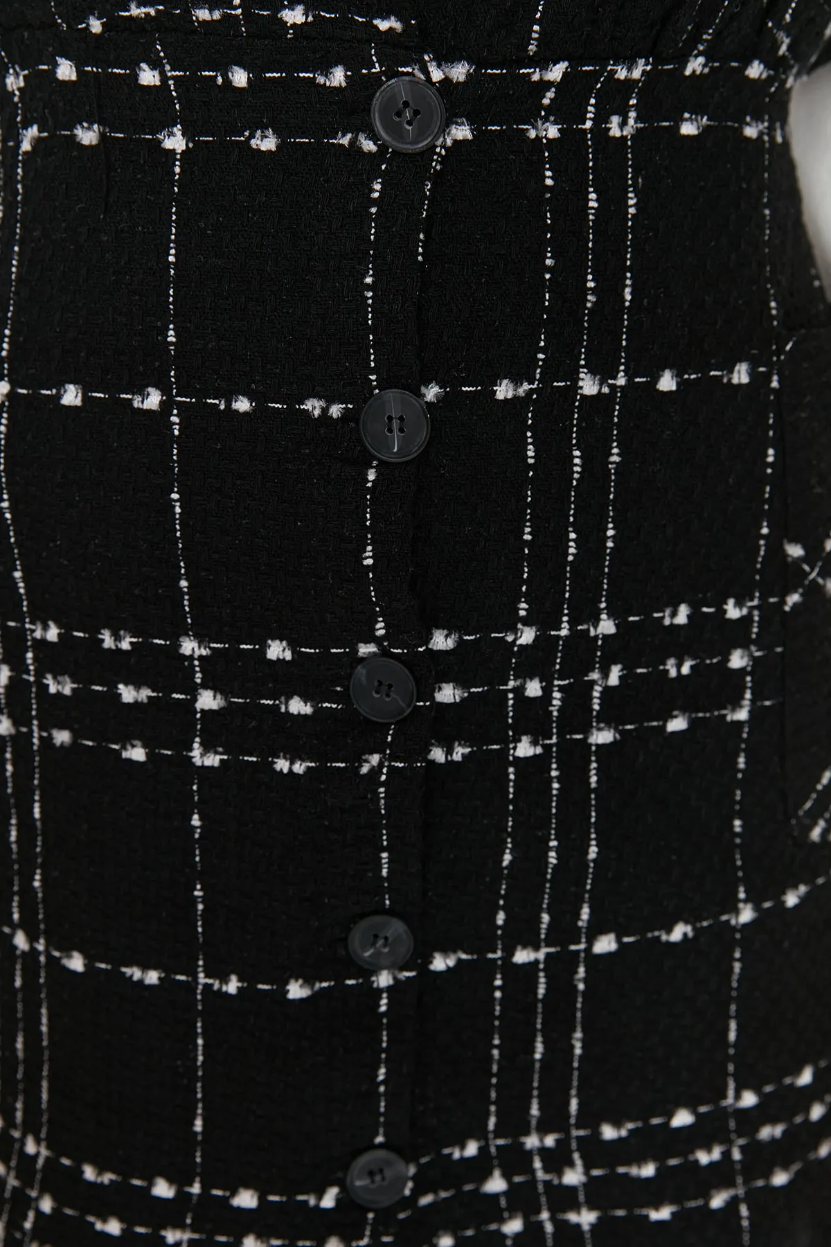 Trendyol Collection  Schwarzes gewebtes Mini-Westenkleid mit V-Ausschnitt TWOAW21EL0319