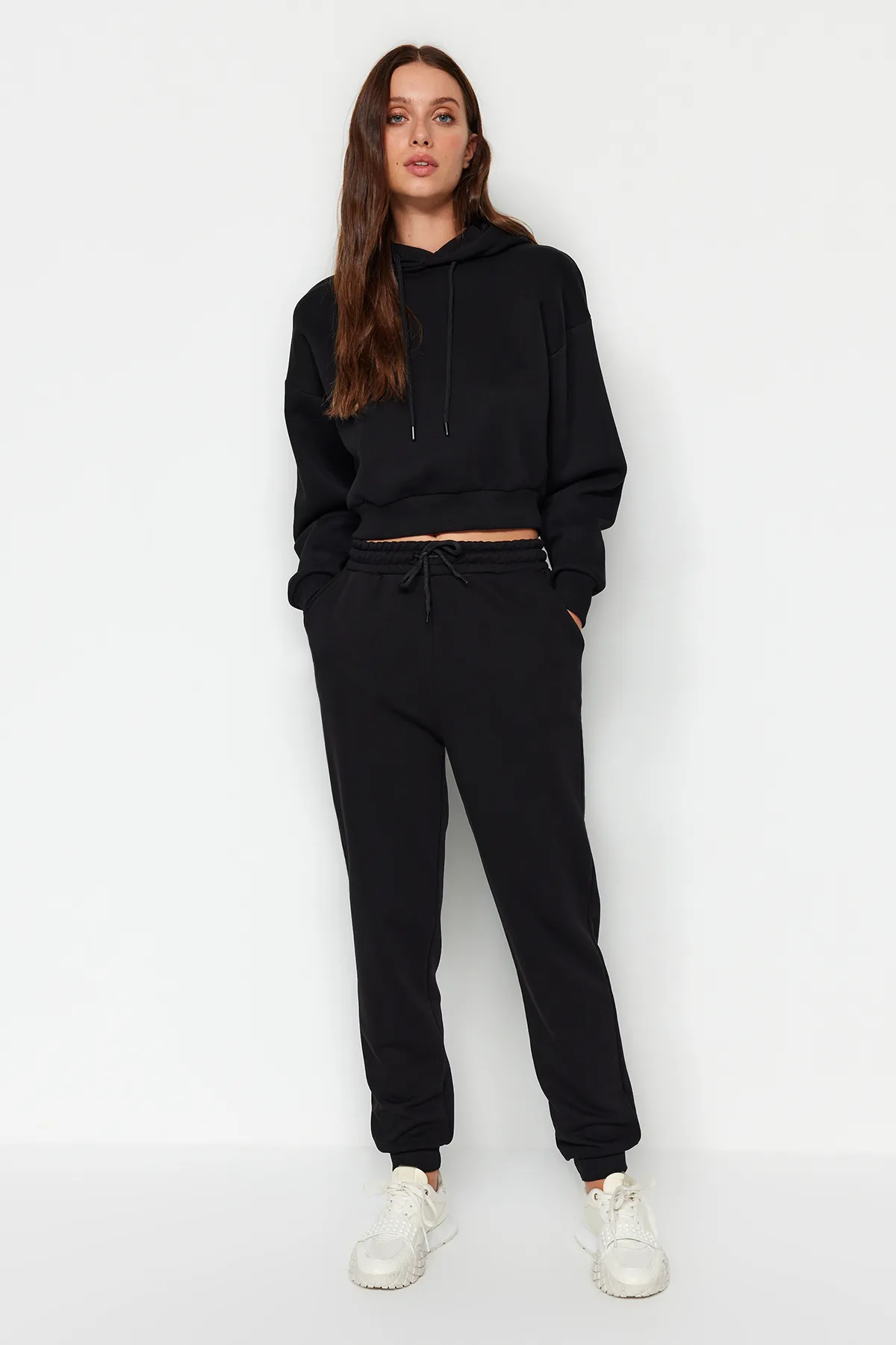 Trendyol Collection  Jogginghose - Schwarz - Loose Jogger