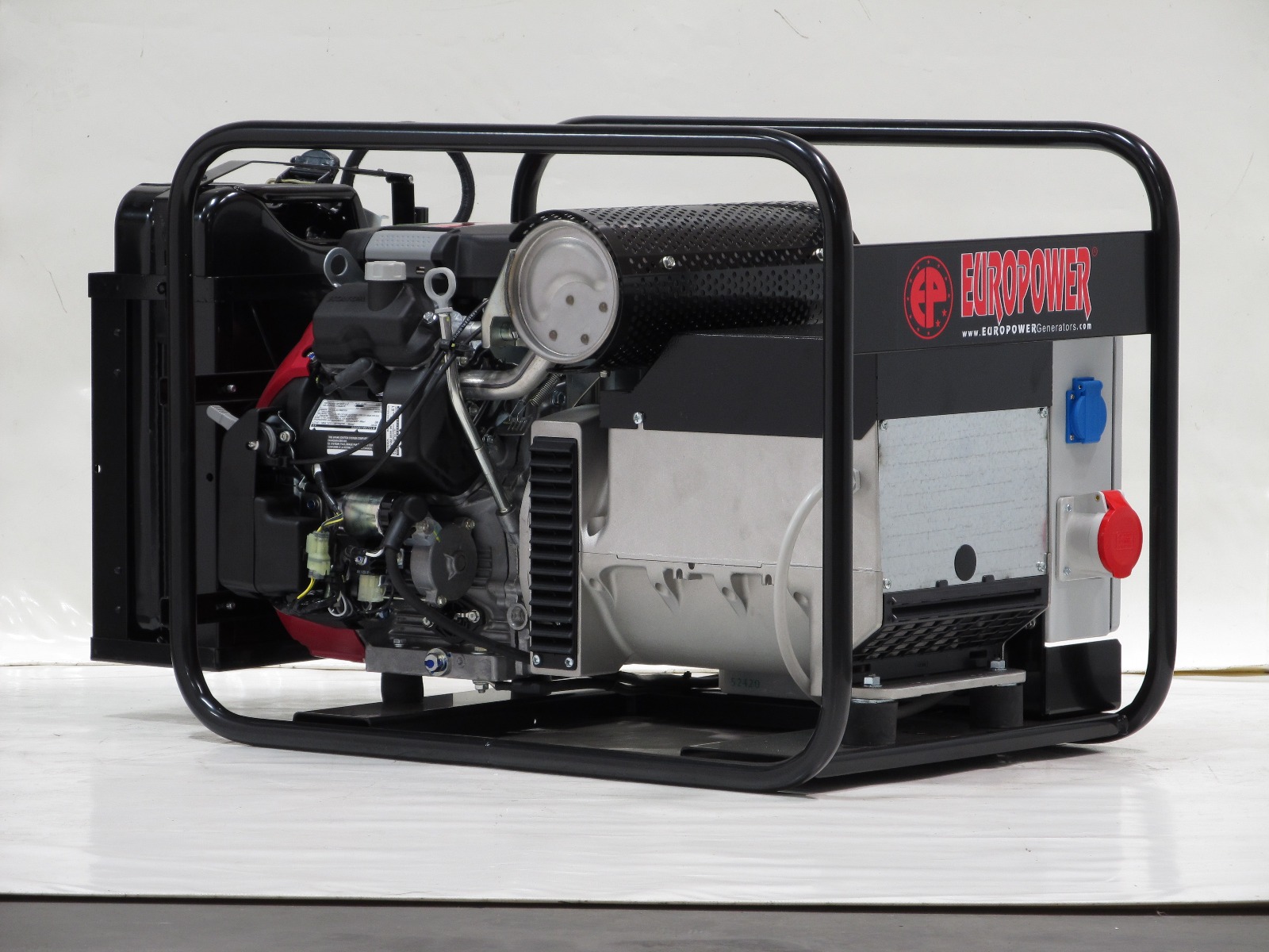 Generator standardowy Europower 950001503 EP16000TE z silnikiem benzynowym, 16 KVA, rozruch elektryczny, 230/400 V, zasilanie trójfazowe