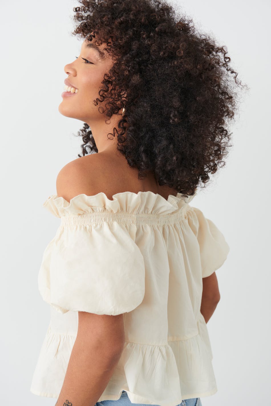 Offshoulder blouse
